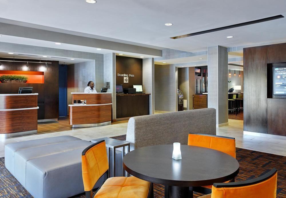 Hotel Courtyard Downtown 3*